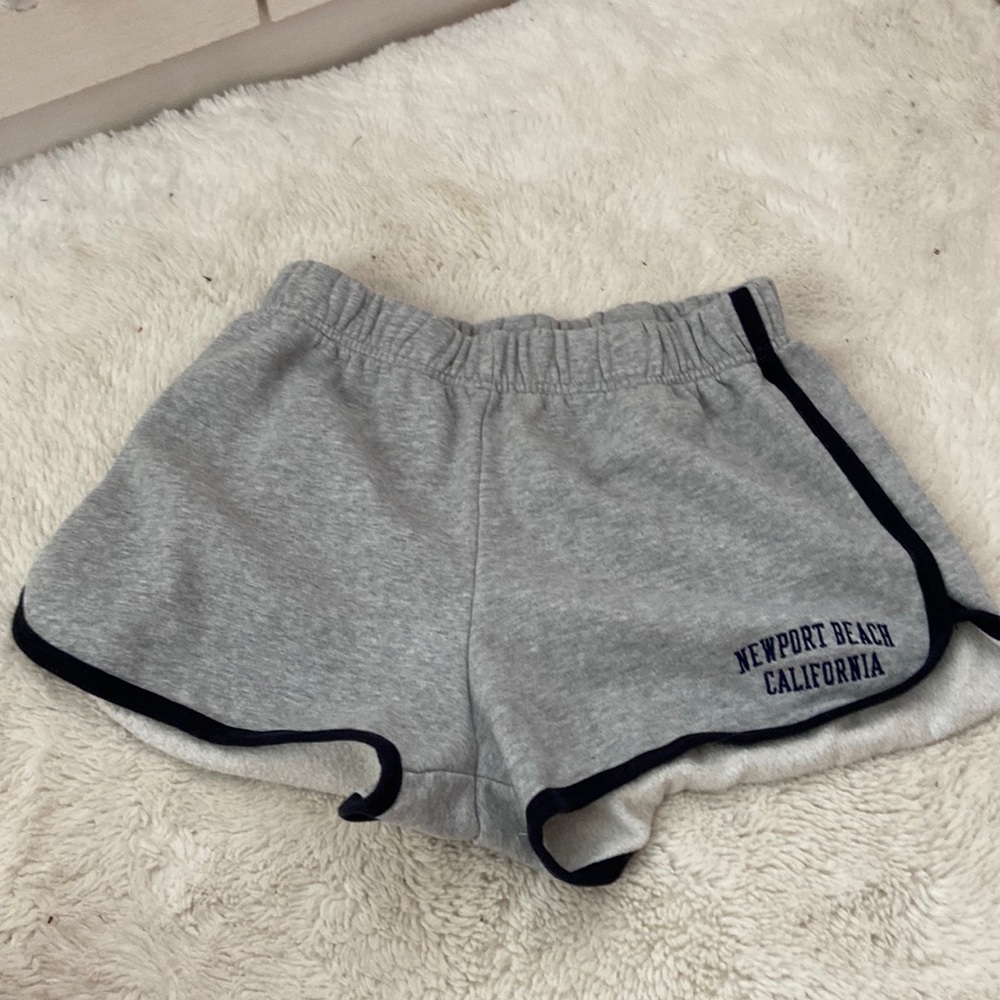 gray sweat shorts
